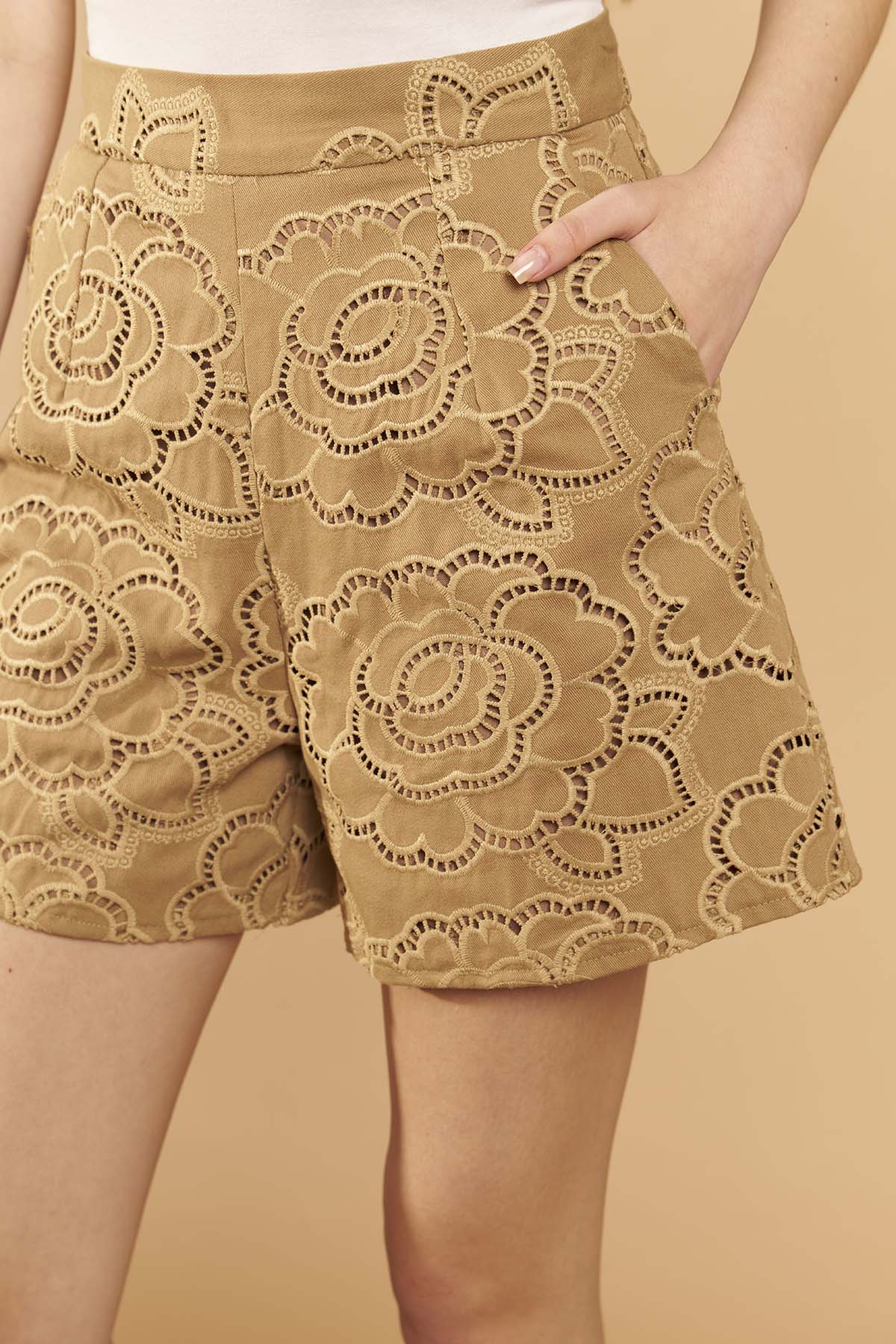 Short Jeans Flores - Camel